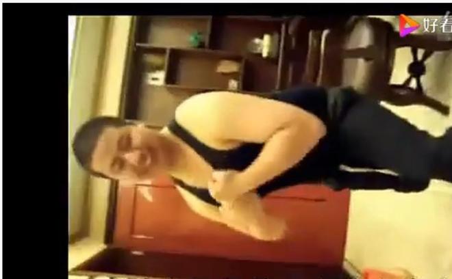 导演易小星怒骂网友曝出18年前黑料九游会13岁女孩被骗购成人玩具遭(图7)