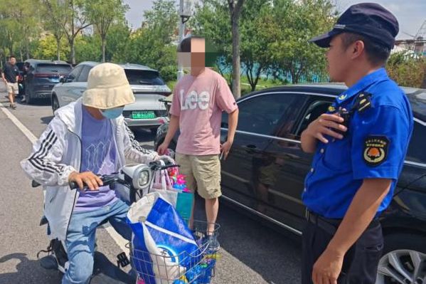 作为游客未至泰达“执法蓝”守护已到九游会登录j9入口大城细管、主动(图9)