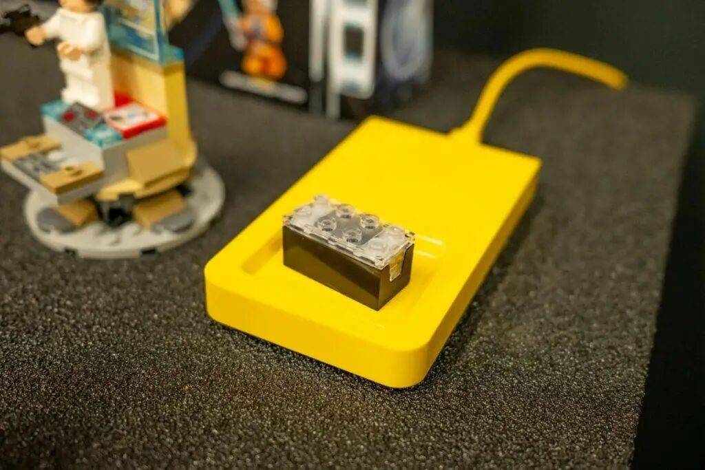 了个电脑这是半世纪以来最大的一次进化j9九游会真人第一品牌乐高往积木里塞(图8)